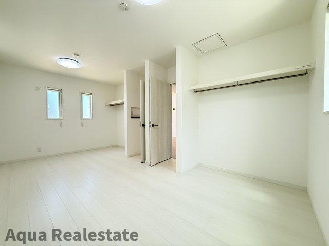 高松市円座町モデルハウスの寝室|使い勝手のいい寝室です