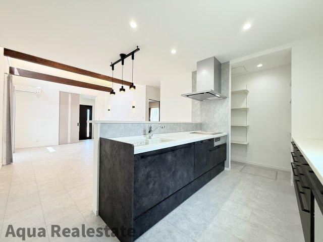 高松市円座町モデルハウスのキッチン|お料理しやすいキッチンです