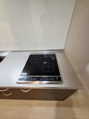 ヴェルステック西宮鳴尾のキッチン|2口IHコンロ