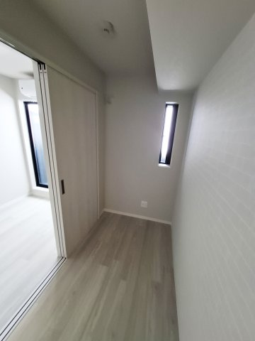 ヴェルステック西宮鳴尾の洋室