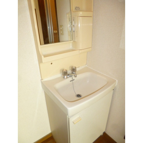 ハイツ　リバーランドの洗面所