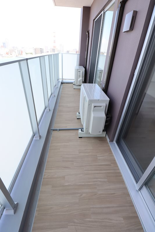 GENOVIA浅草Ⅵskygardenのバルコニー