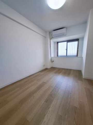 ユーレジデンス武庫川の洋室