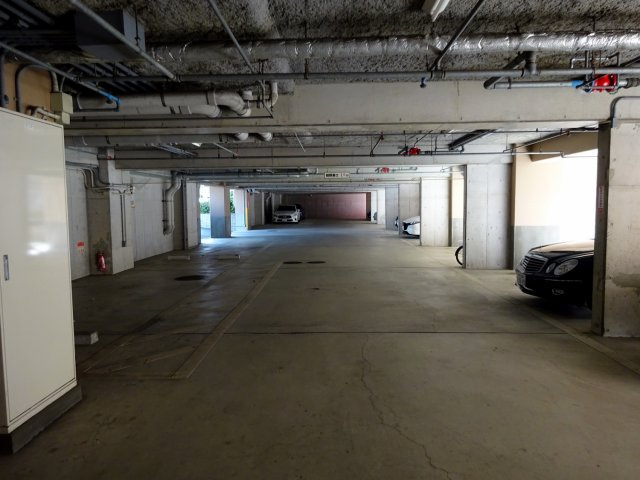 ユーレジデンス武庫川の駐車場|駐車場