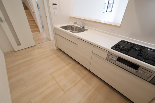 《仲介手数料無料》志木市中宗岡５丁目22-28新築一戸建てクレイドルガーデンのキッチン