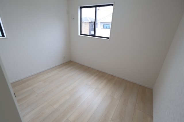 《仲介手数料無料》志木市中宗岡５丁目22-28新築一戸建てクレイドルガーデンの洋室