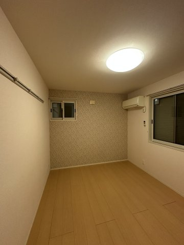 サンフレンズ Bの居間・リビング