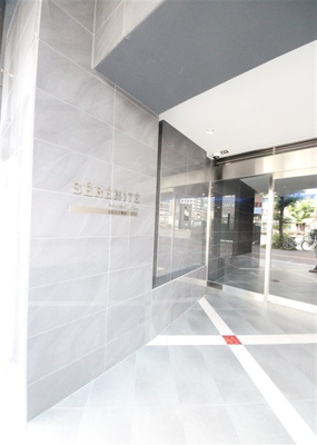 【ロビー】 | セレニテ難波リアン