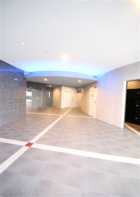 【エントランス】 | セレニテ難波リアン