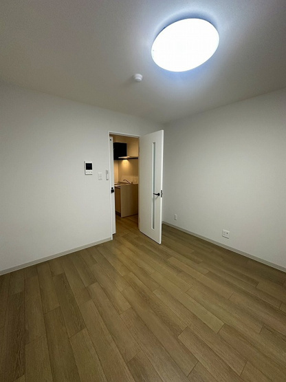 【居間・リビング】 | Acht HIK Residence南住吉