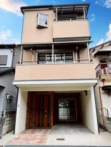 城垣町　中古一戸建ての外観|新しい生活にいかがでしょうか？外観はお住まいの顔になります。こだわりたいポイントですね。外壁塗装や屋根塗装のご相談も承っております。
■現地内覧・資金計画相談・住宅ローン相談もお問合せ受付中■