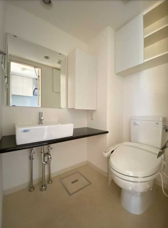 プラウドフラット三軒茶屋　オートロック　高層階　独立洗面台の洗面所