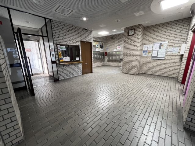 コム古川橋のエントランス|内部
■物件内覧・資金計画相談・住宅ローン相談、リフォーム相談、お問合せ受付中■
※当日・翌日のご内覧、ご相談はお電話でのお問合せがスムーズです！