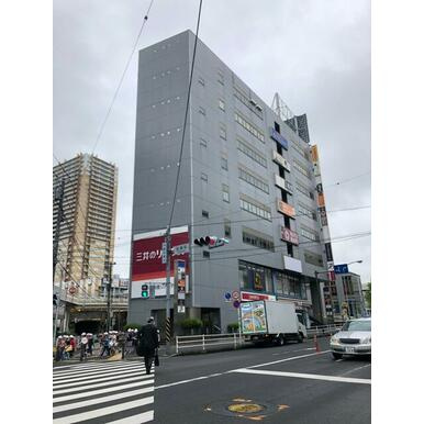 パラダイスガーデンの外観