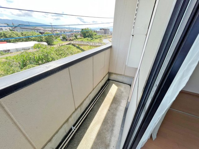 【バルコニー】 | 三島市川原ケ谷 売一棟マンション ES05827 | 三島市川原ケ谷　バルコニー一例