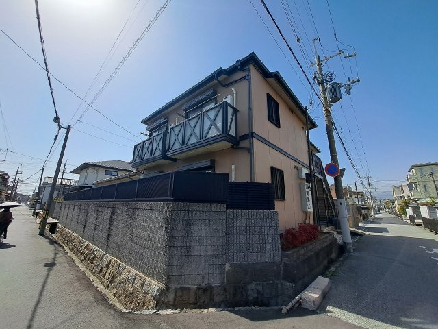 ジヴェルニー甲子園の外観