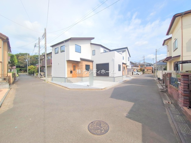 越谷市越ヶ谷5期　新築一戸建て　2号棟の前面道路含む現地写真