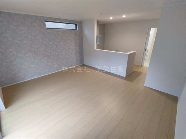 【居間・リビング】 | ふじみ野市西2丁目 | ゆったり過ごせる15.75帖のリビングです