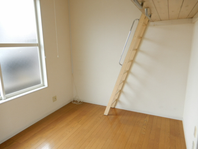 レオパレスナカムラⅠの子供部屋