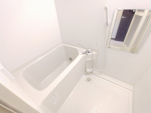 レオネクスト輝の浴室|浴室乾燥機付き