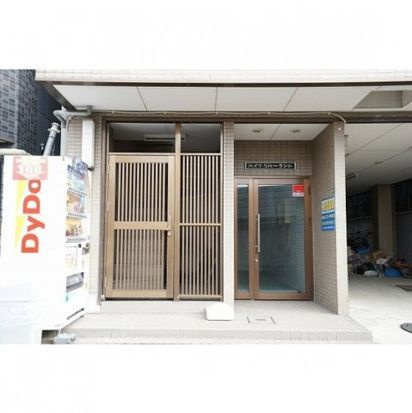 ハイツ　リバーランドのエントランス