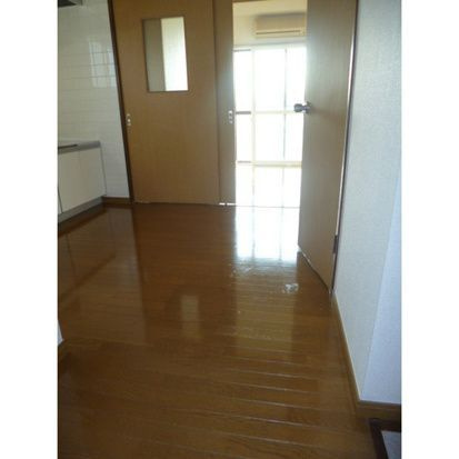 ハイツ　リバーランドの内装