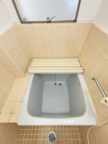 マンション花隈の浴室