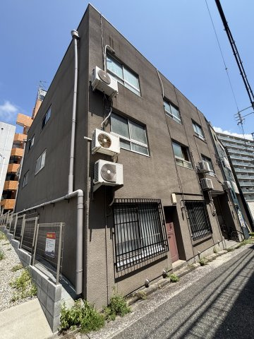 マンション花隈の外観