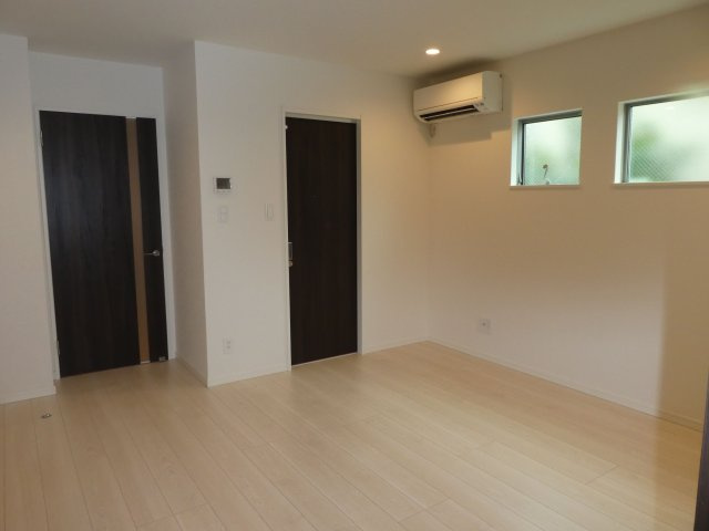 カーサマコイ博多南Ⅰの居間・リビング