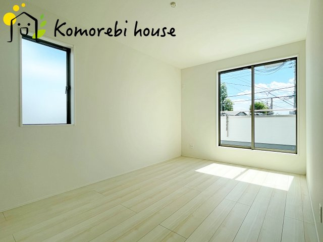 伊奈町本町　8期　新築一戸建て　グラファーレ　04の寝室|ゆとりの広さです