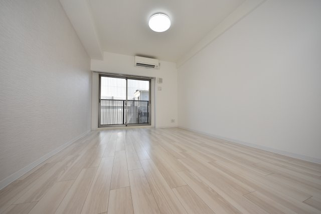 コンフォリア京町堀の居間・リビング