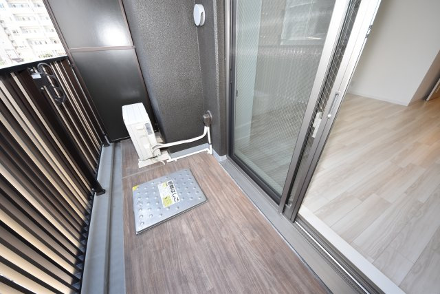 コンフォリア京町堀のバルコニー