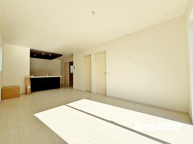 守山区御膳洞(全7棟)の居間・リビング