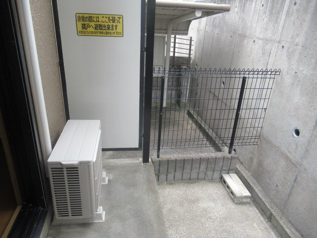 メゾン　ド　アヴニール名谷のバルコニー