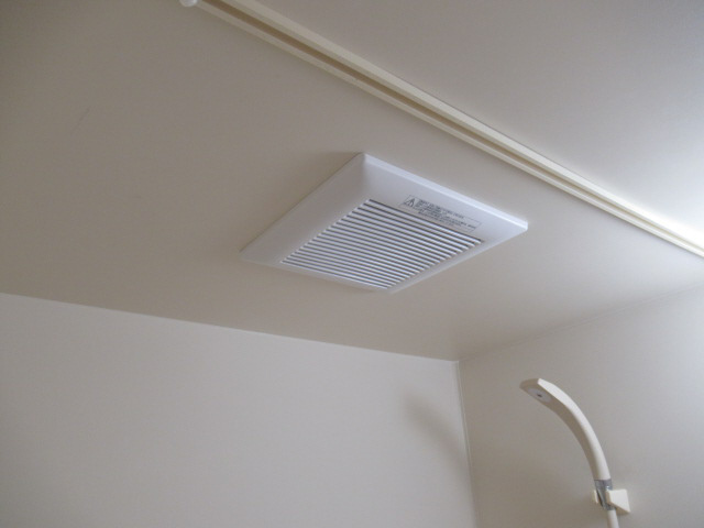 メゾン　ド　アヴニール名谷の浴室