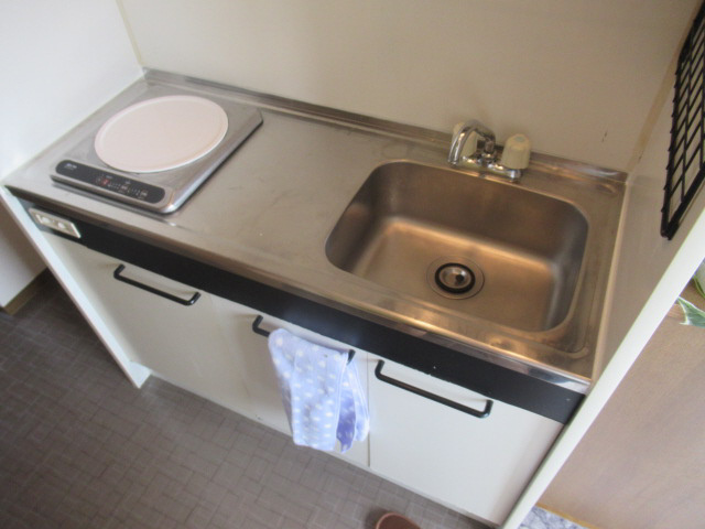 メゾン　ド　アヴニール名谷のキッチン