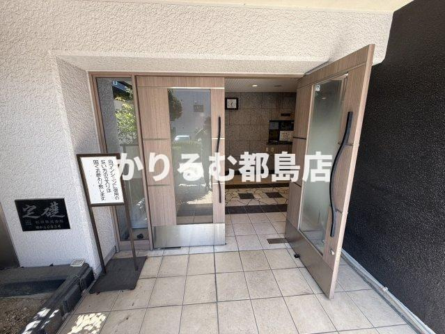 スギタパティオ60のエントランス