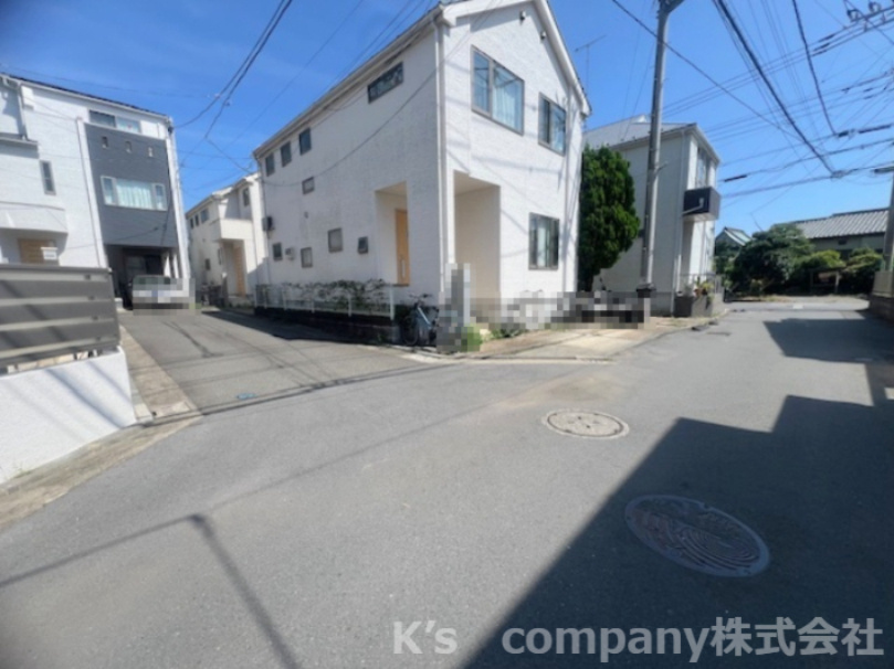 茅ヶ崎市円蔵　中古戸建の前面道路含む現地写真|全面道路の様子です◇