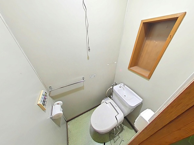 中古住宅（中区湊）のトイレ|シンプルで使いやすいトイレです。