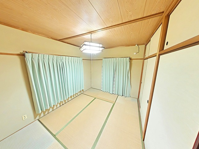 中古住宅（中区湊）の和室|2Fの6畳の和室です。