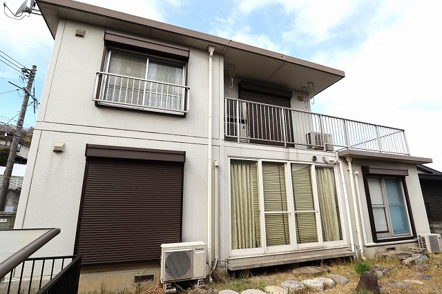 中古住宅（中区湊）の外観|2Fには広々としたベランダがあります。