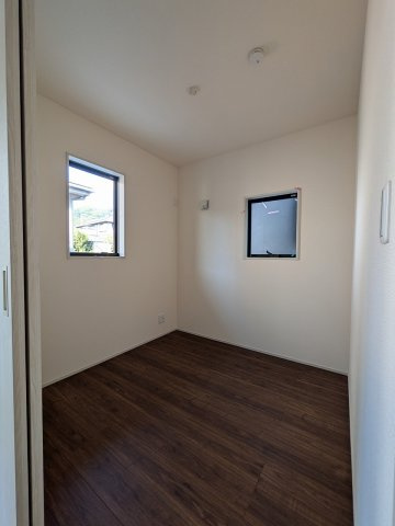 八王子市　下恩方町　新築一戸建て　１６期の洋室|～リビングに隣接している3.12帖の洋室です～