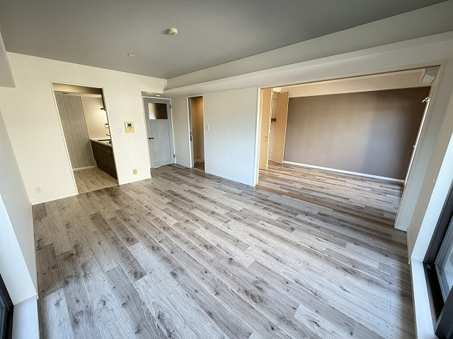 アルファステイツ高須新町の居間・リビング|12.1帖