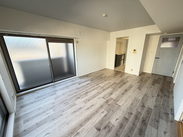 アルファステイツ高須新町の居間・リビング