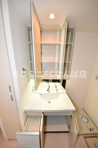 ロイヤルパークス桃坂