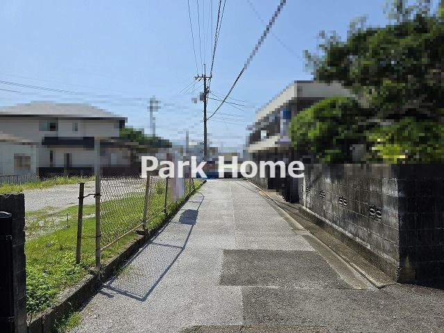 高知市福井東町（北）-建築条件付き-売土地の前面道路含む現地写真