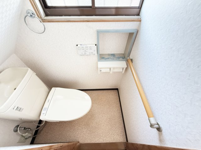 大津乙貸家のトイレ