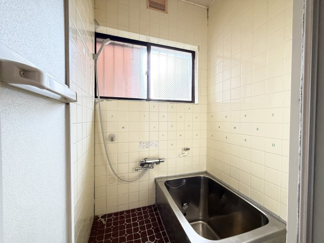 大津乙貸家の浴室