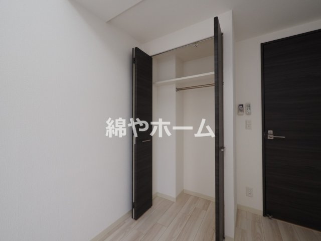 エステムコート難波Ⅴブロードの収納|ちょっとした収納スペースも充実しています