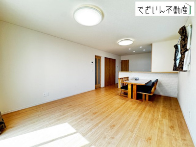 【居間・リビング】 | 深谷市小前田　中古住宅   | 現地(2025年9月撮影)